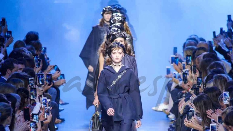 París Fashion Week: Christian Dior Otoño-Invierno 2017/18