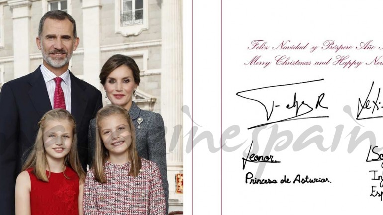 La felicitación navideña de los Reyes junto a sus hijas