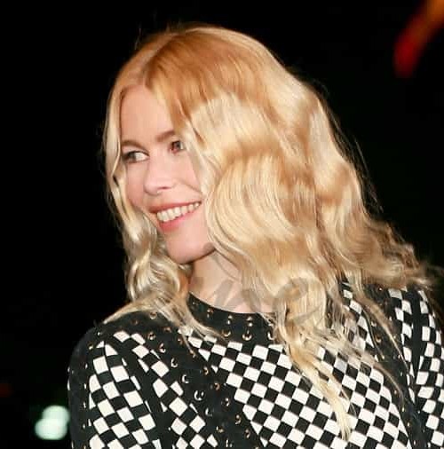 Claudia Schiffer, la elegancia en blanco y negro