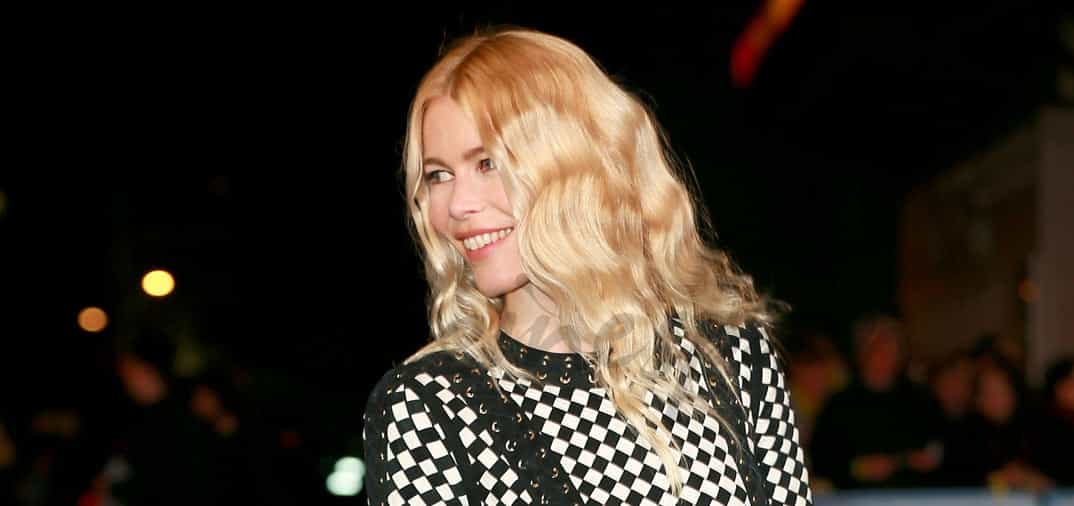 Claudia Schiffer, la elegancia en blanco y negro