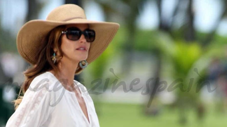 Cindy Crawford espectacular a sus 48 años