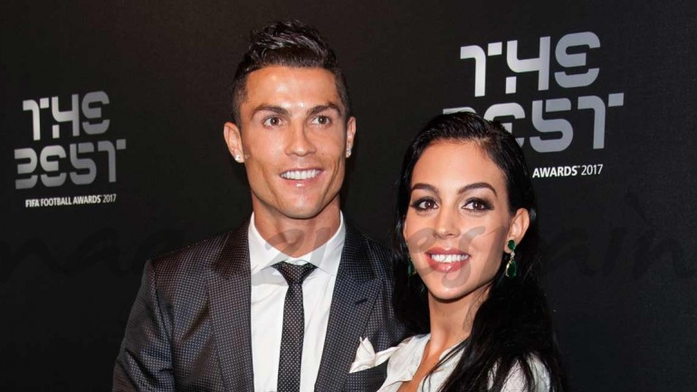 La primera imagen familiar de Cristiano Ronaldo con Georgina y sus cuatro hijos