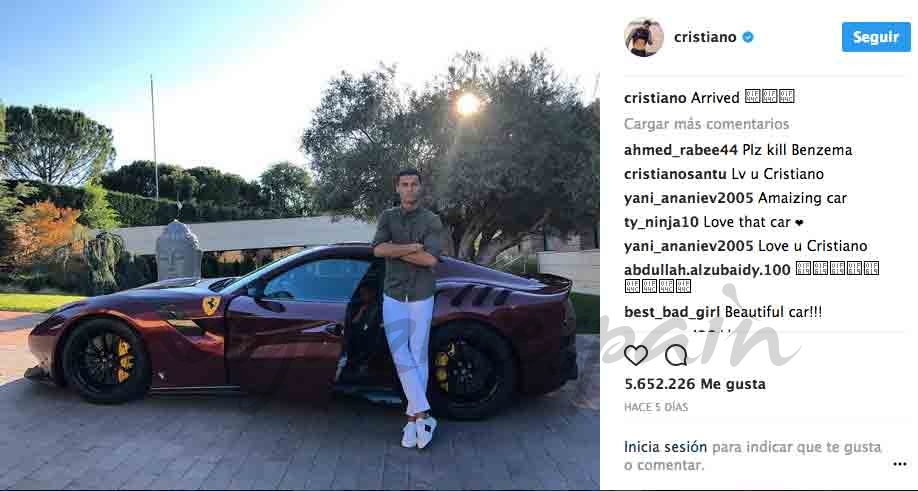 cristiano ronaldo y su ferari f12tdf