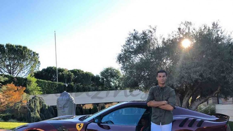 Así es el Ferrari F12tdf de Cristiano Ronaldo