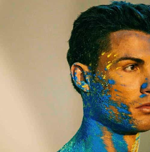 Cristiano Ronaldo se apunta a la moda del «body painting»