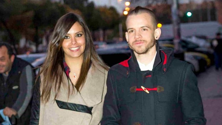 En vaqueros y zapatillas, como prometieron, Cristina Pedroche y David Muñoz se han casado