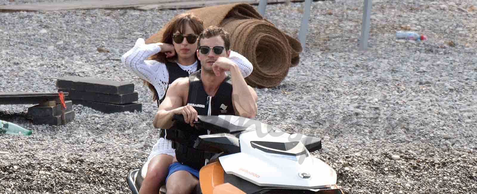 Dakota Johnson y Jamie Dornan ruedan “Cincuenta sombras liberadas”