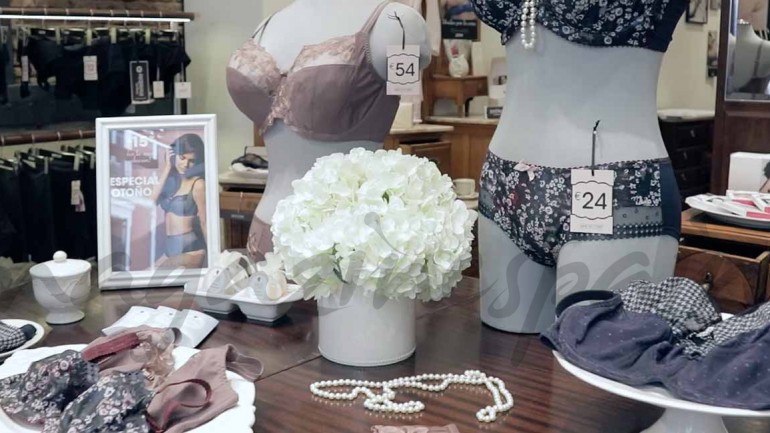 Fran Larrañaga en Dama de Copas… La lencería está de moda