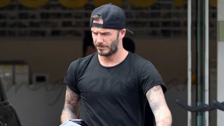 David Beckham se recorta la barba por un beso de Victoria