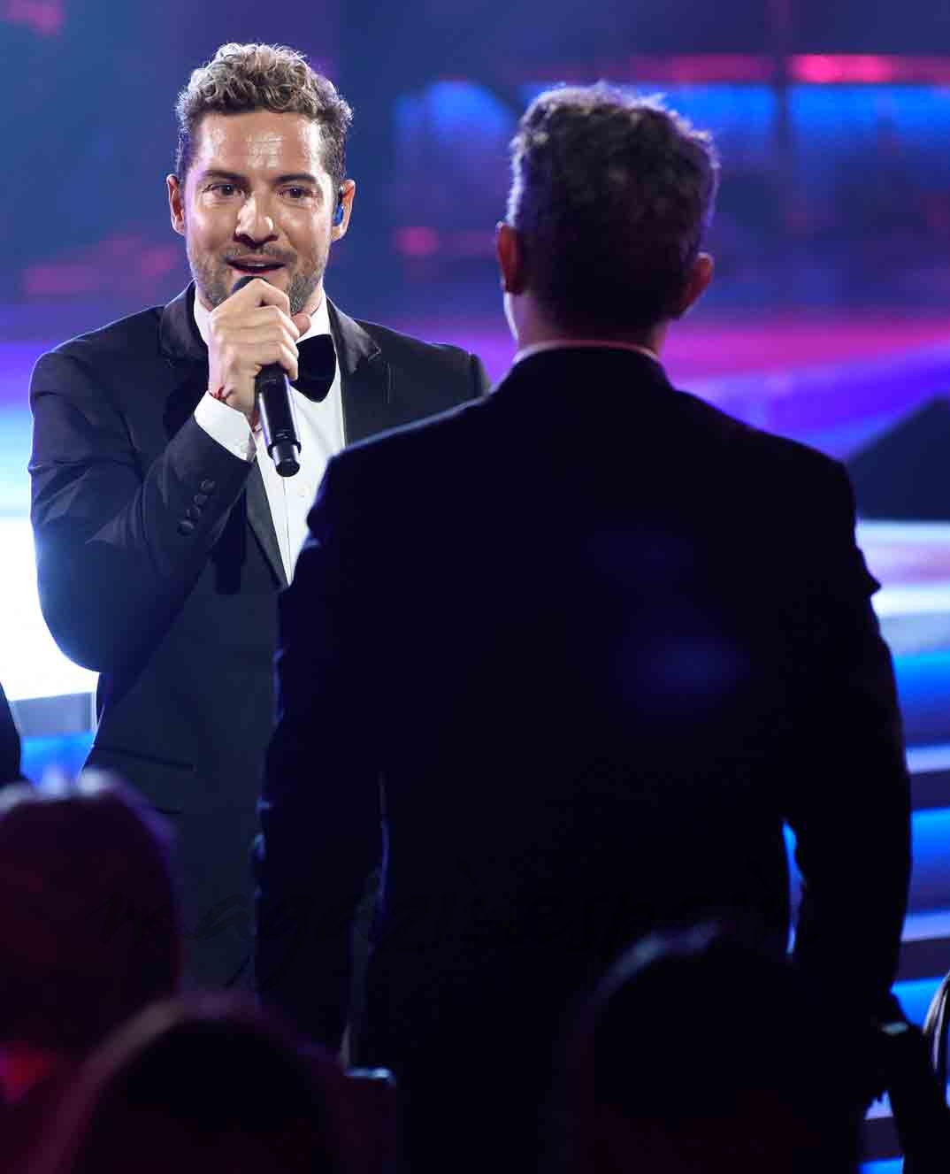 David Bisbal en homejane a Alejandro Sanz como Persona del Año en los Grammy Latino 2017