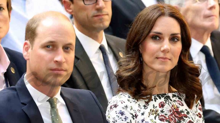 Kate Middleton apuesta por el estampado floral