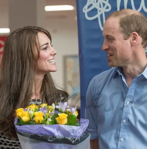 Los Duques de Cambridge con los jóvenes