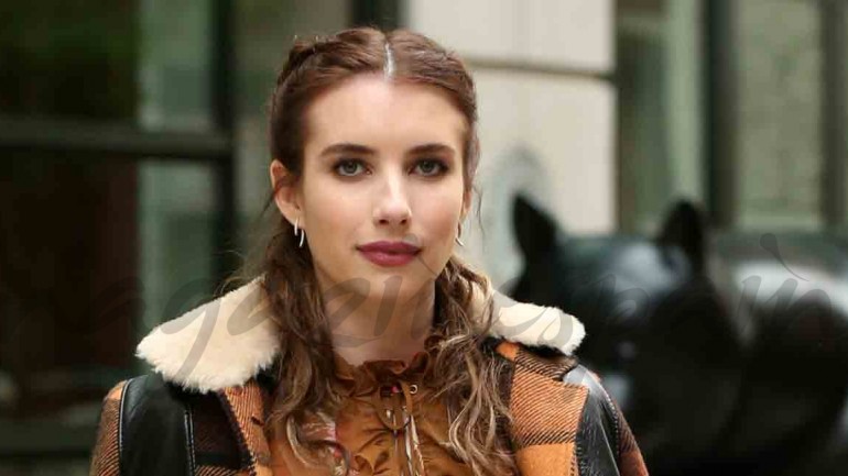 Emma Roberts también apuesta por las transparencias