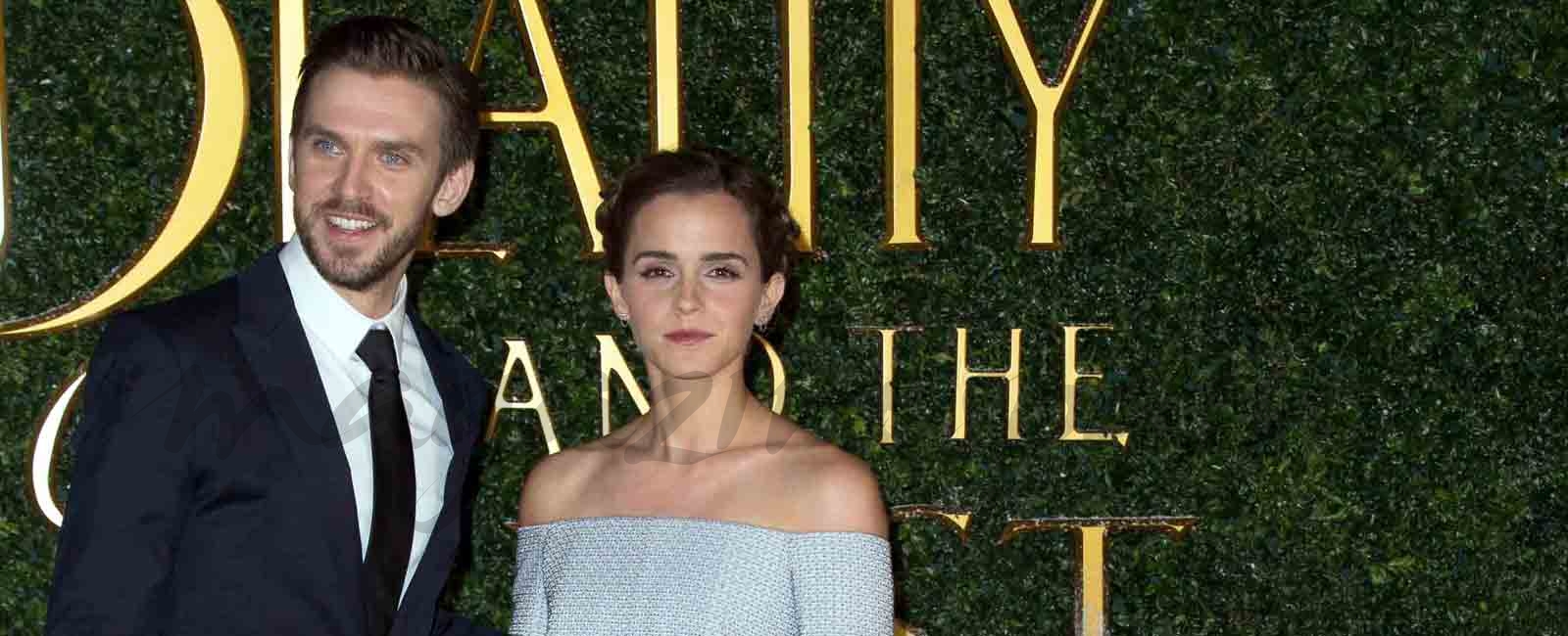 emma watson y dan esteven en londres en el estreno de la bella y la bestia