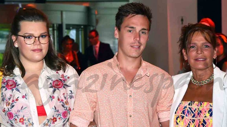 Estefanía de Mónaco presume de hijos