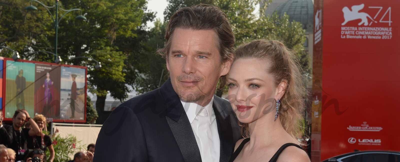 Amanda Seyfried y Ethan Hawke conquistan Venecia