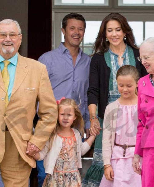 Con la ausencia del príncipe Joaquín, la Familia Real Danesa y su tradicional posado de verano