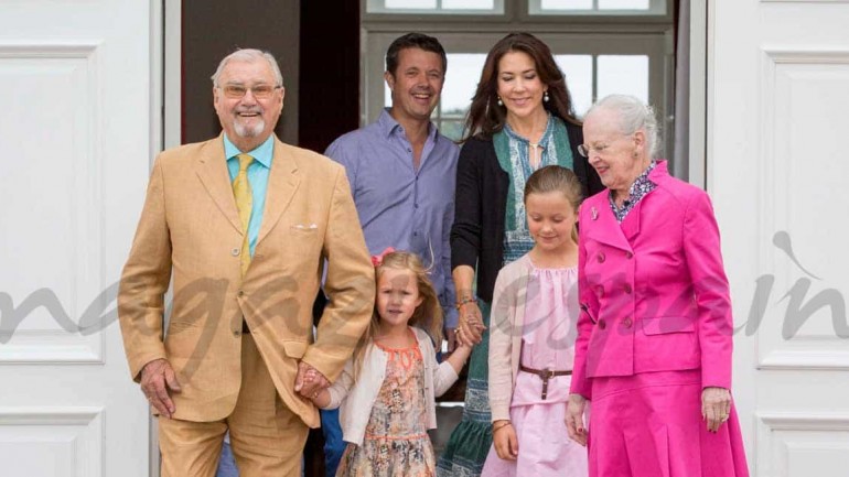 Con la ausencia del príncipe Joaquín, la Familia Real Danesa y su tradicional posado de verano