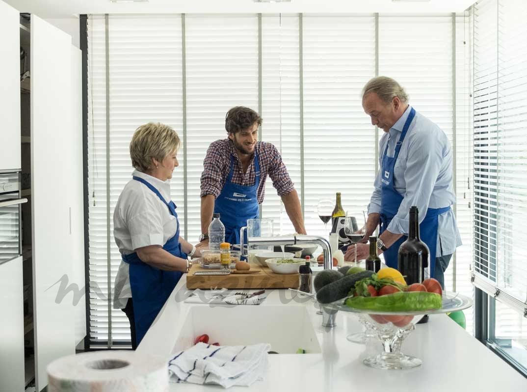 Feliciano López con su madre y Bertín Osborne - Mi casa es la tuya - © Mediaset