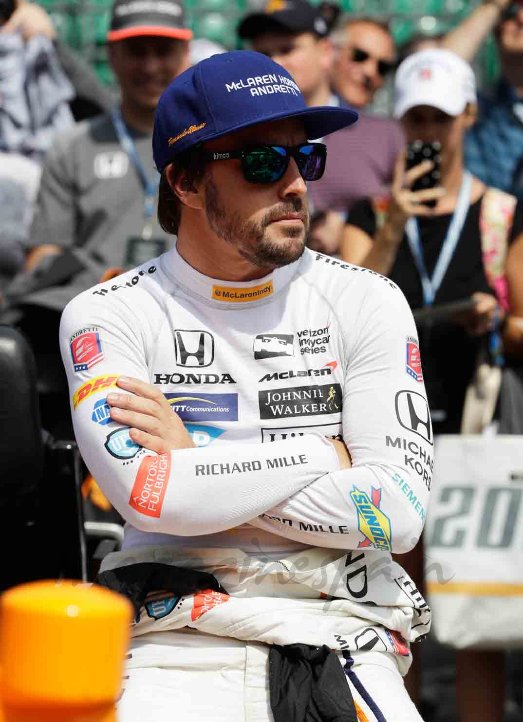 fernando alonso revoluciona indianapolis