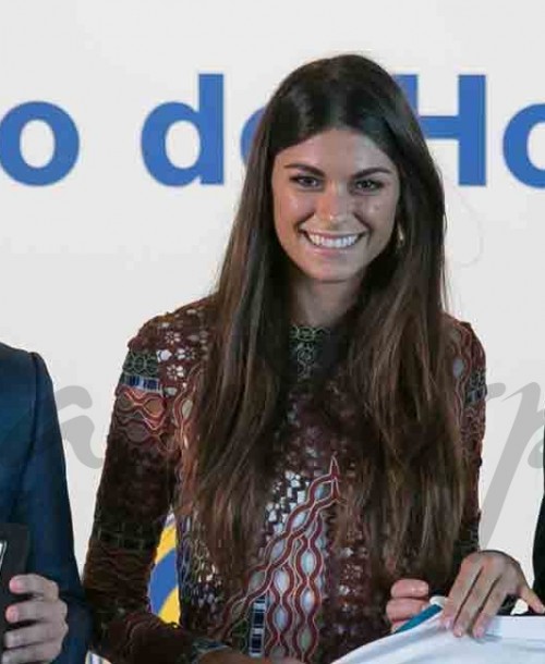 Fernando Alonso presenta a su novia Linda Morselli en Madrid