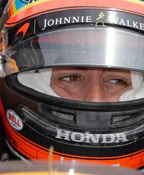 Fernando Alonso revoluciona las 500 millas de Indianápolis