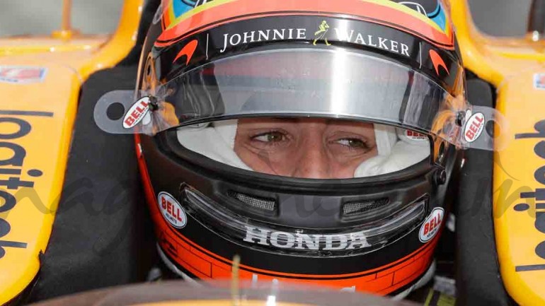 Fernando Alonso revoluciona las 500 millas de Indianápolis