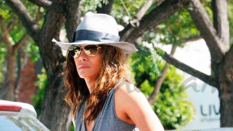 Halle Berry ejerce de ama de casa