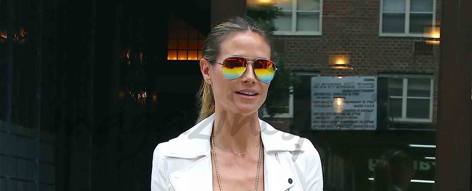 Heidi Klum y las gafas de aviador que querrás tener