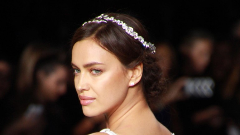 Irina Shayk, protagonista de la nueva colección de Pronovias
