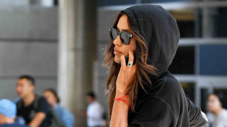 Irina Shayk no quiere ser reconocida en el aeropuerto de Los Ángeles