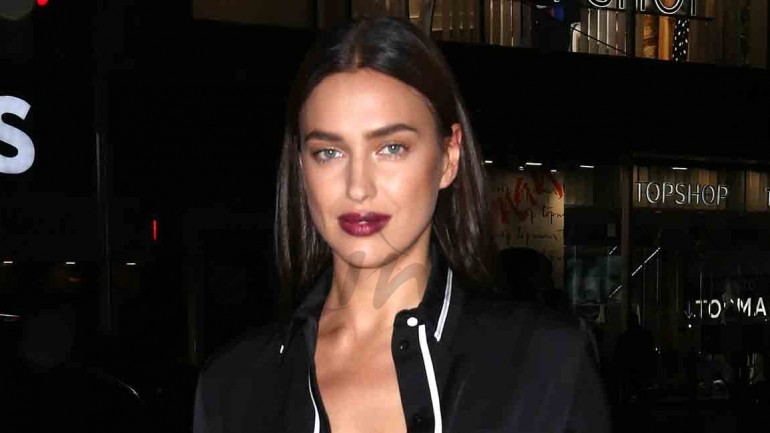 Irina Shayk presume de escote