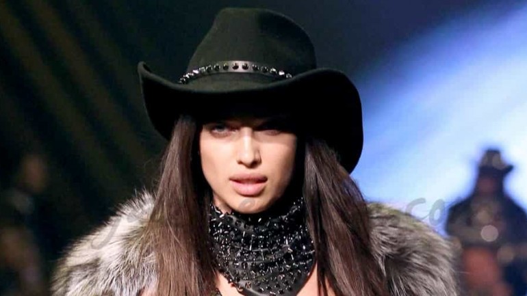 Irina Shayk y Naomi Campbell, duelo de bellezas en Milán