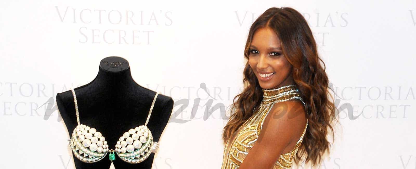 Jasmine Tookes presenta el sujetador joya de Victoria’s Secret