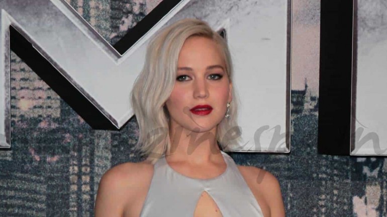 Jennifer Lawrence presume de escote