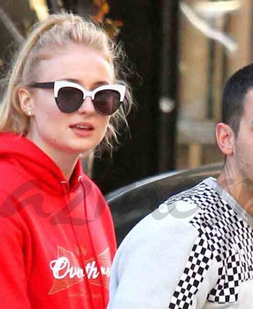 Joe Jonas y Sophie Turner una pareja feliz