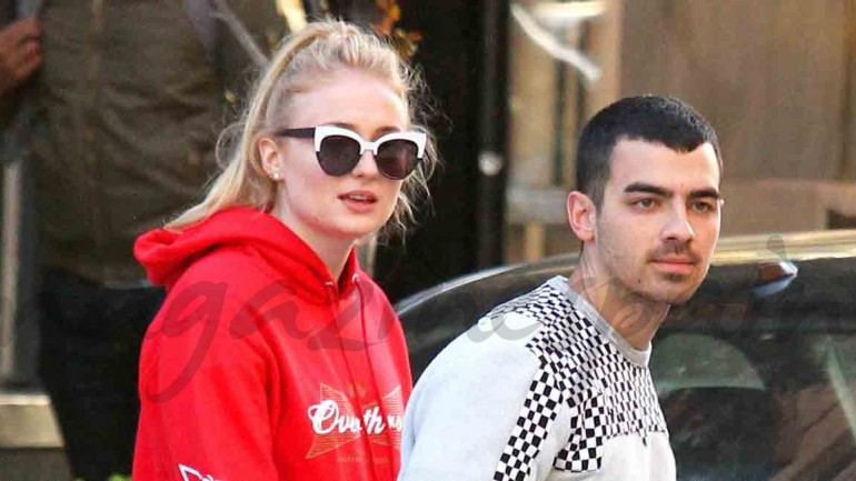 Joe Jonas y Sophie Turner una pareja feliz