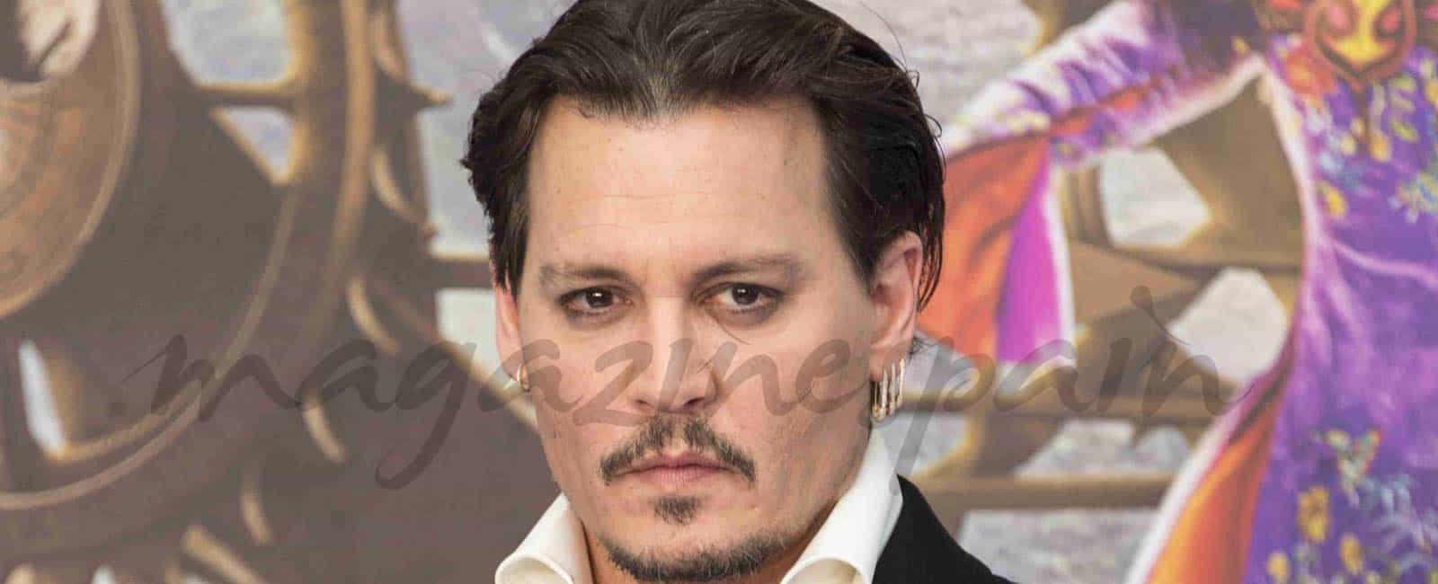 Johnny Depp de nuevo soltero