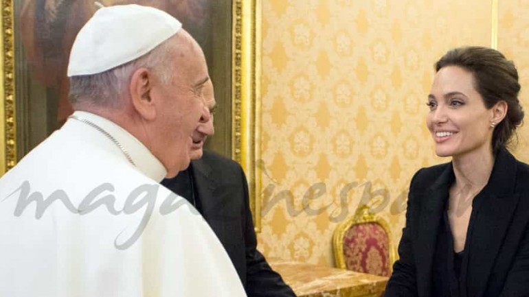 Angelina Jolie en el Vaticano