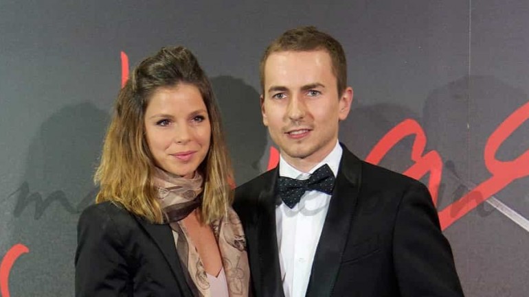 Jorge Lorenzo presenta oficialmente a su novia