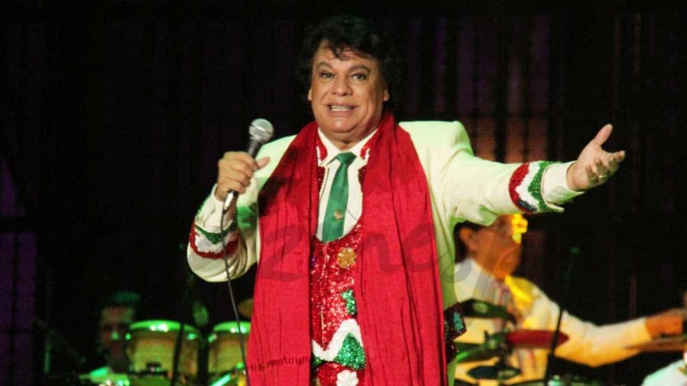 El cantante mexicano Juan Gabriel, fallece a los 66 años
