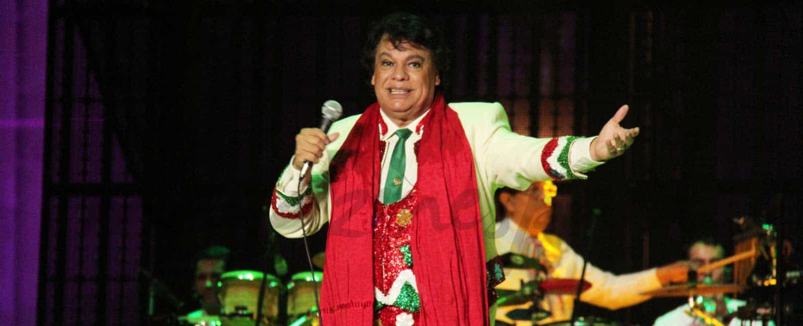 El cantante mexicano Juan Gabriel, fallece a los 66 años