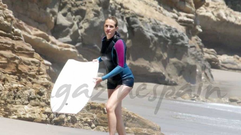 Julia Roberts, mamá diez en las playas de Malibú