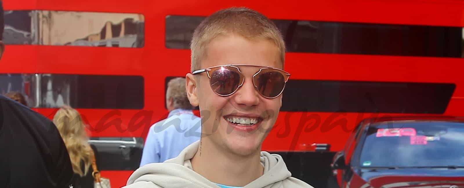 Justin Bieber estrena look en la Fórmula 1