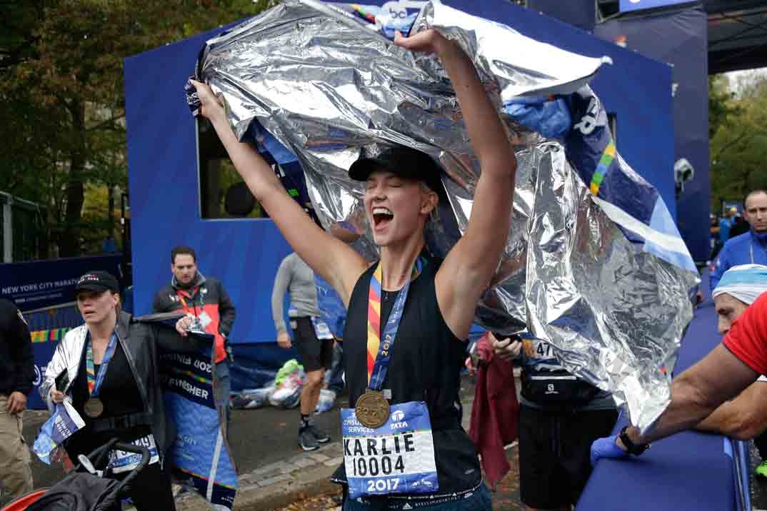 karlie kloss acaba la maraton de new york
