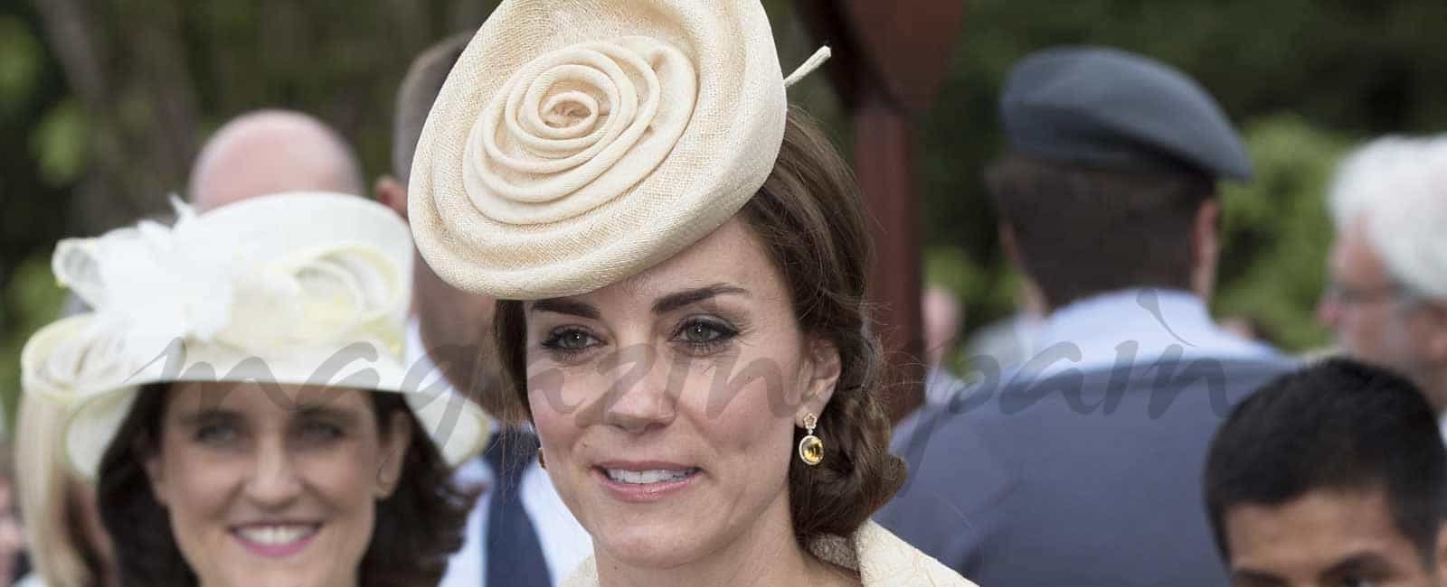 Kate Middleton «recicla» un traje de hace diez años