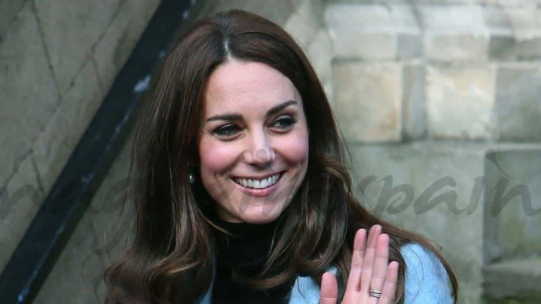 Kate Middleton visita un centro de mujeres