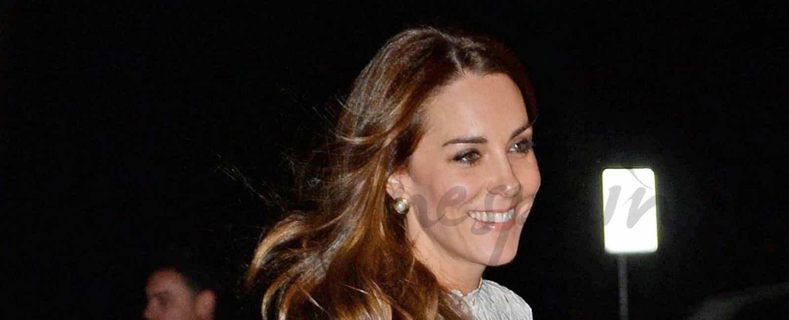 La elegancia en blanco de Kate Middleton