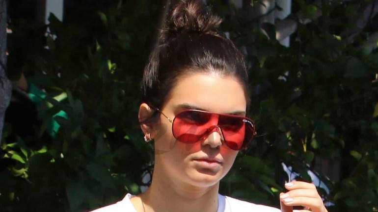Kendall Jenner ya pasea tranquila por Beverly Hills