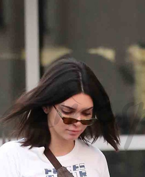 Kendall Jenner se apunta a la moda de la «riñonera»